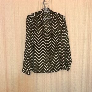 Express chevron olive green white button up collar shirt